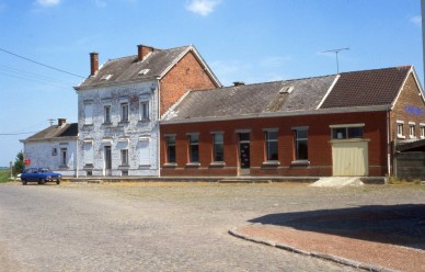 VELLEREILLE LE SEC  DIA 85-5412.jpg